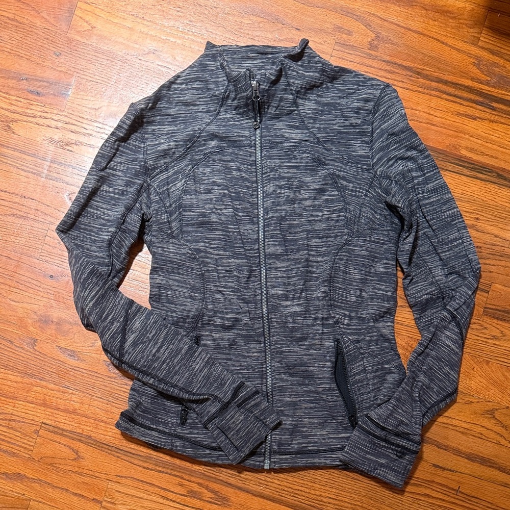 Lululemon Women's Gray Zip-Up define Jacket size 10